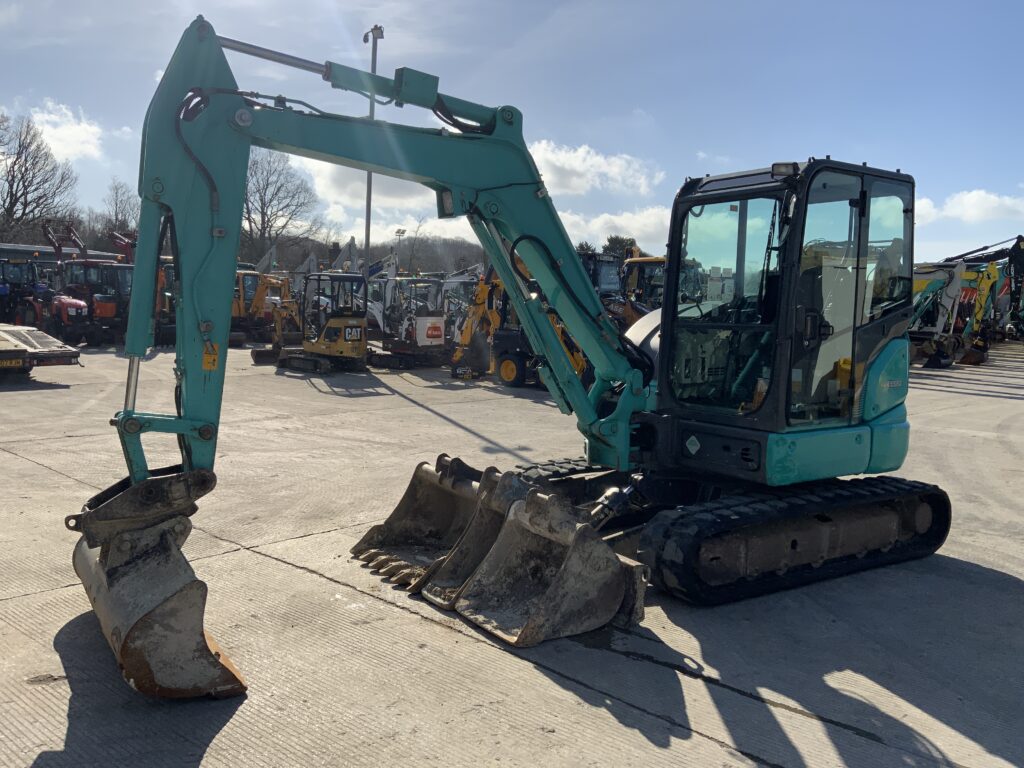 Kobelco SK45 Digger (ST25914)