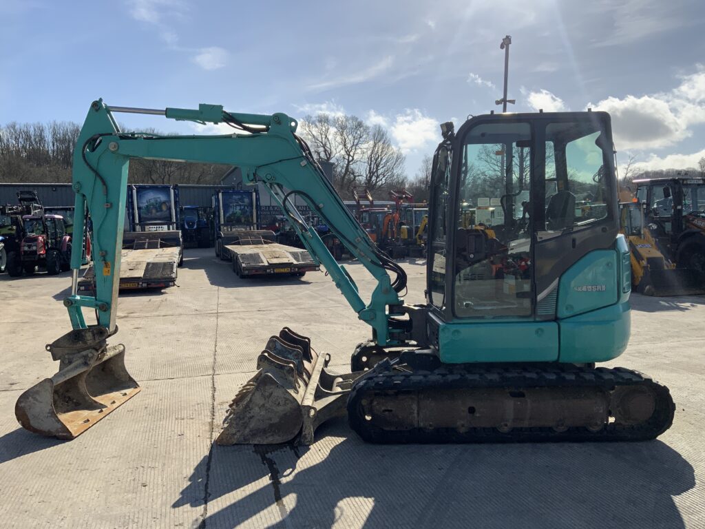 Kobelco SK45 Digger (ST25914)