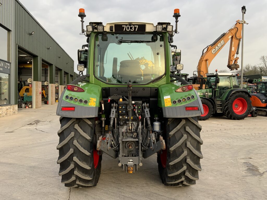 Fendt 313 Power Tractor (ST26018)