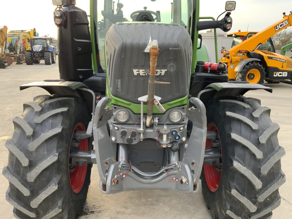 Fendt 313 Power Tractor (ST26018)