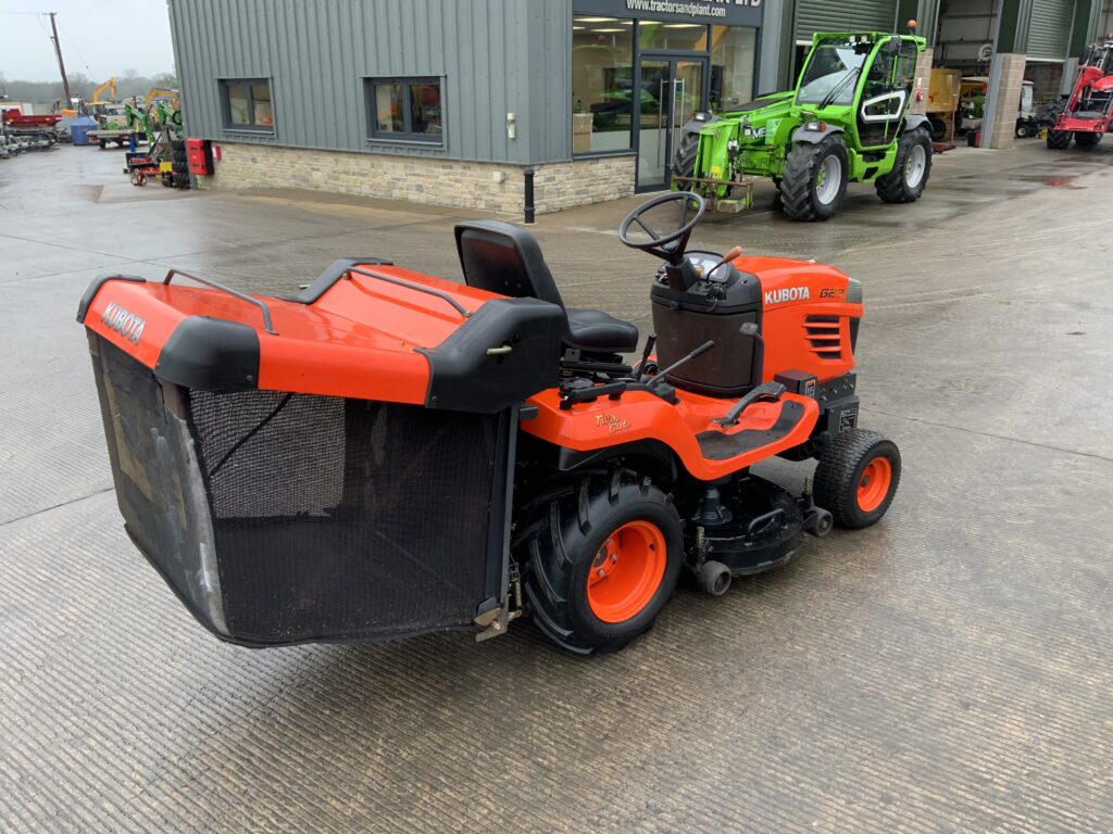 Kubota G23 Ride On Mower (ST26094)