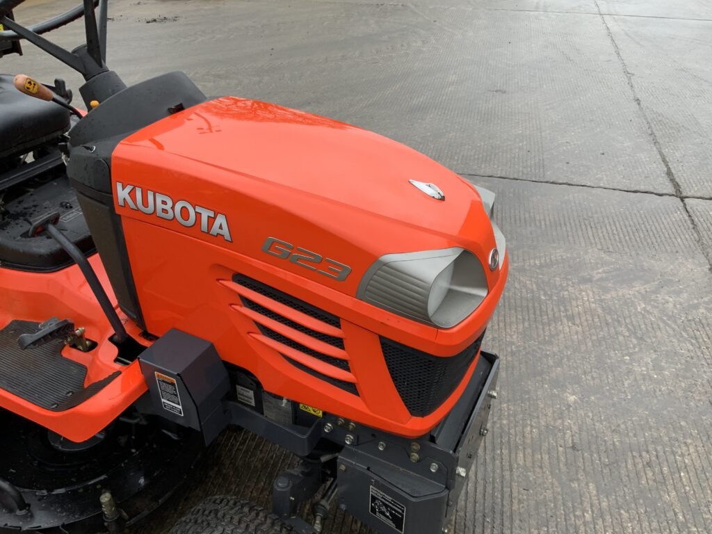 Kubota G23 Ride On Mower (ST26094)
