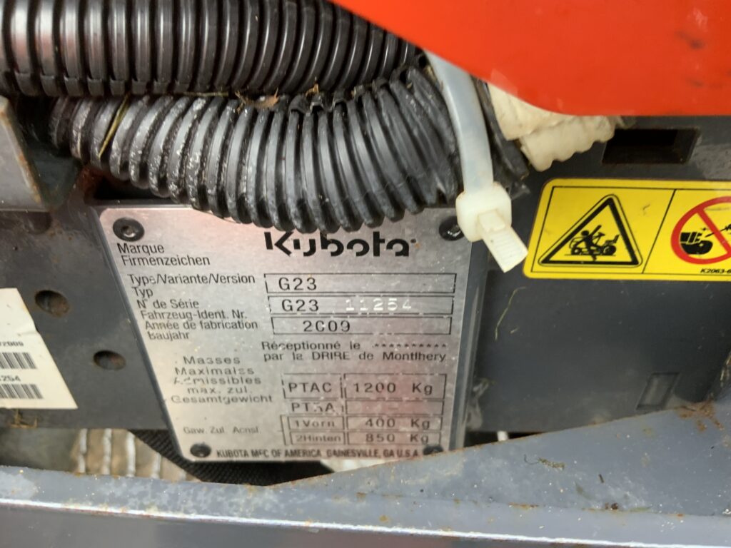 Kubota G23 Ride On Mower (ST26094)