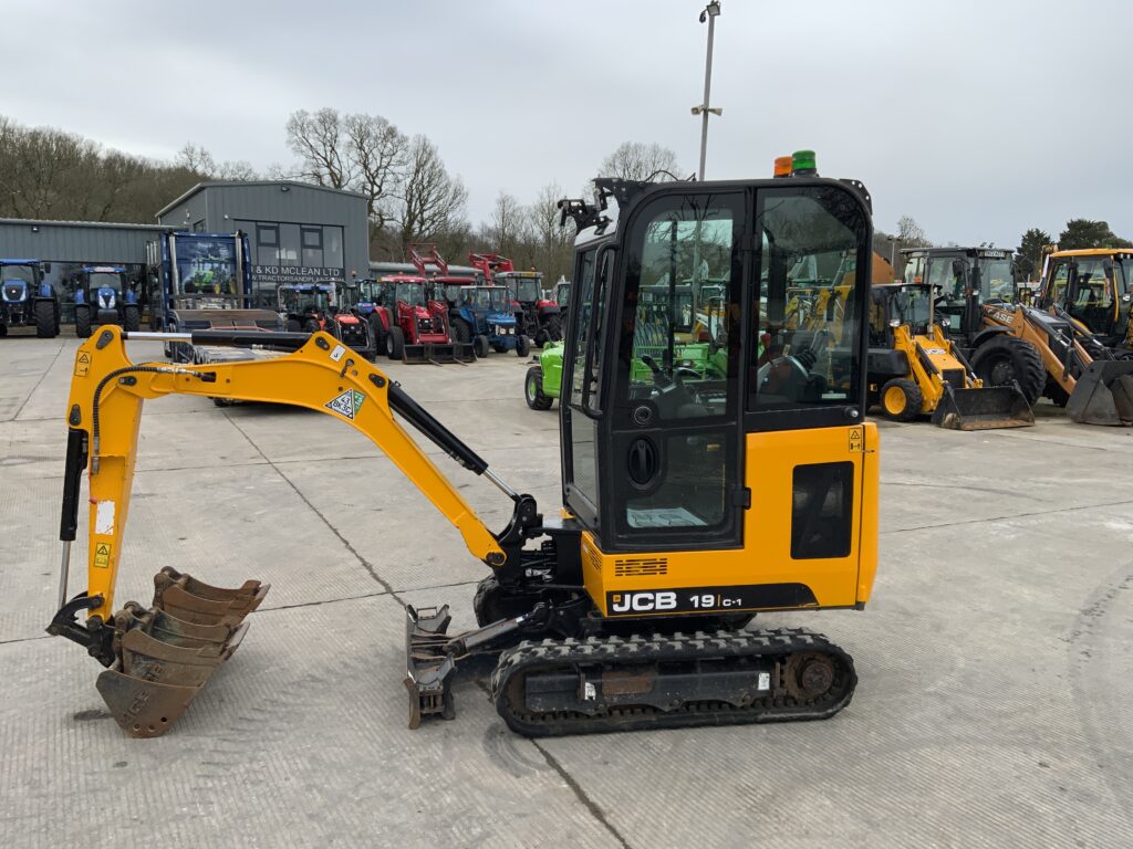 JCB 19c-1 Digger (ST25942)