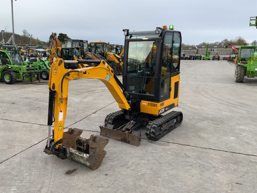 JCB 19c-1 Digger (ST25942)