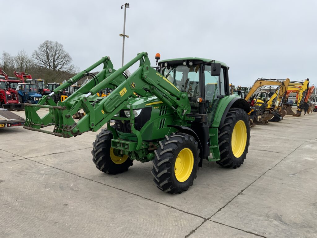 John Deere 6110M Tractor (ST26068)