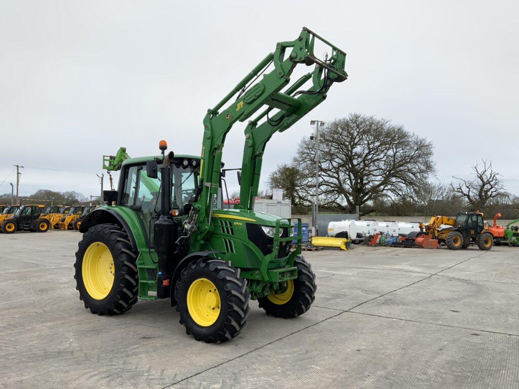 John Deere 6110M Tractor (ST26068)