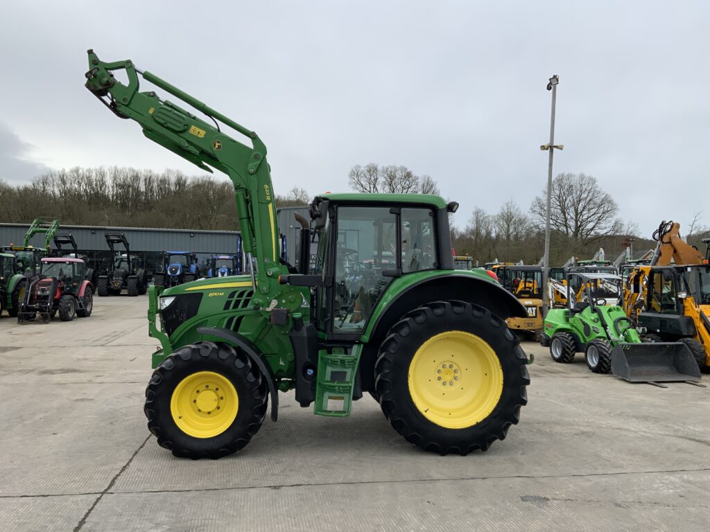 John Deere 6110M Tractor (ST26068)