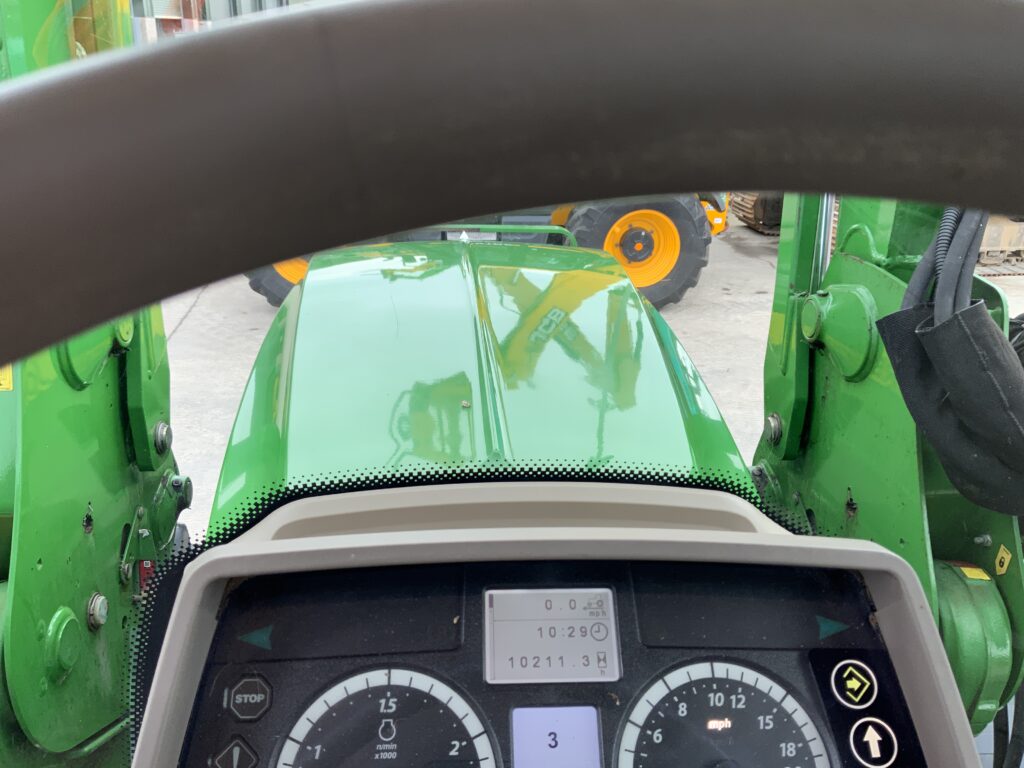 John Deere 6110M Tractor (ST26068)