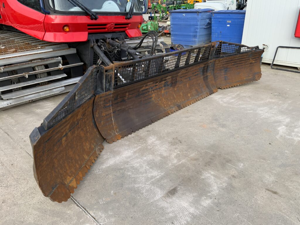 Piston Bully PB300 Snow Groomer (ST26121)