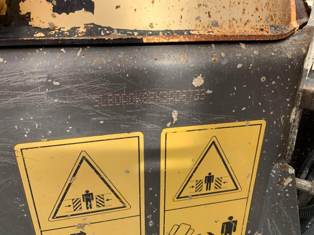 Metlac 3 Tonne Swivel Tip Dumper (ST26125)