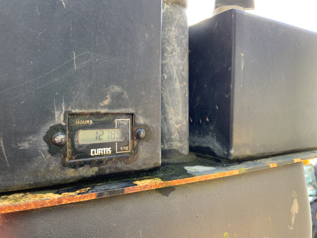 Metlac 3 Tonne Swivel Tip Dumper (ST26125)