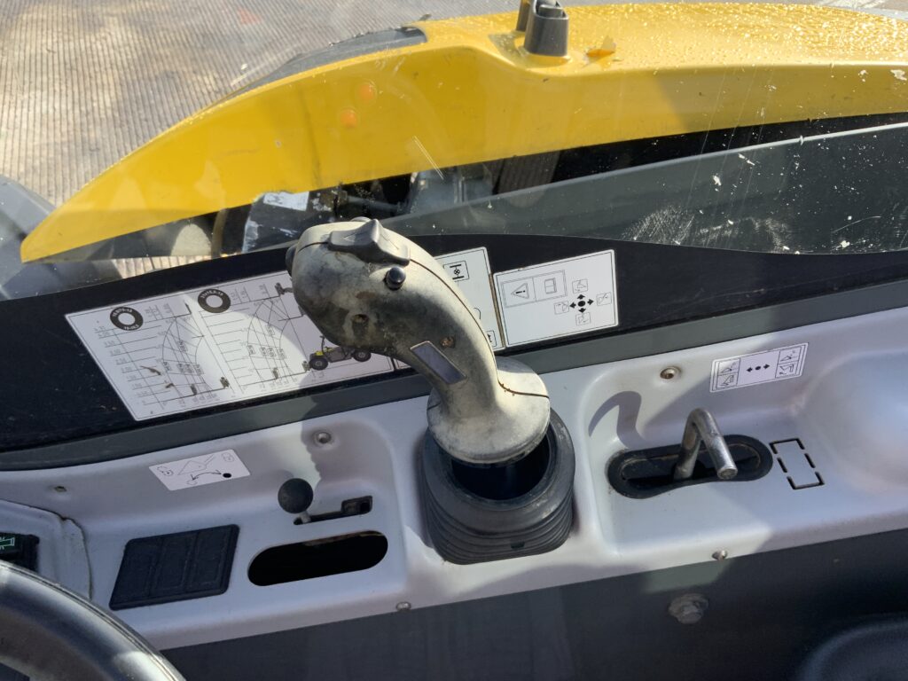 Kramer Allard 1245 Compact Telehandler (ST26141)