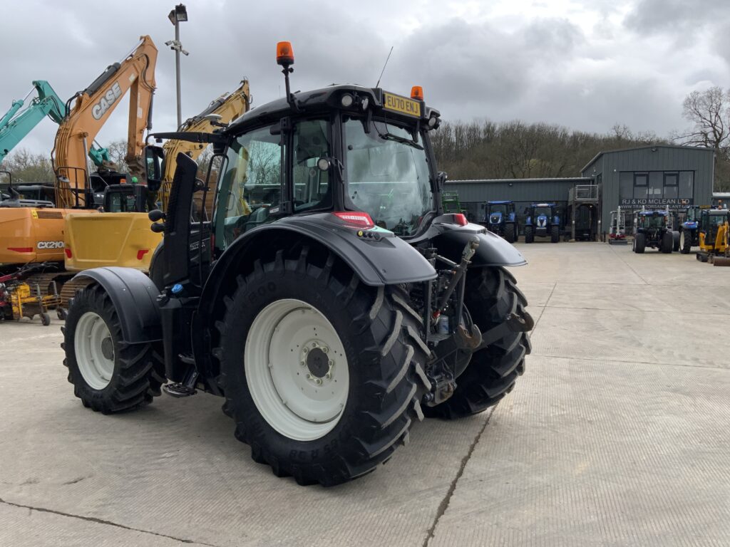 Valtra N134 Active Tractor (ST26110)