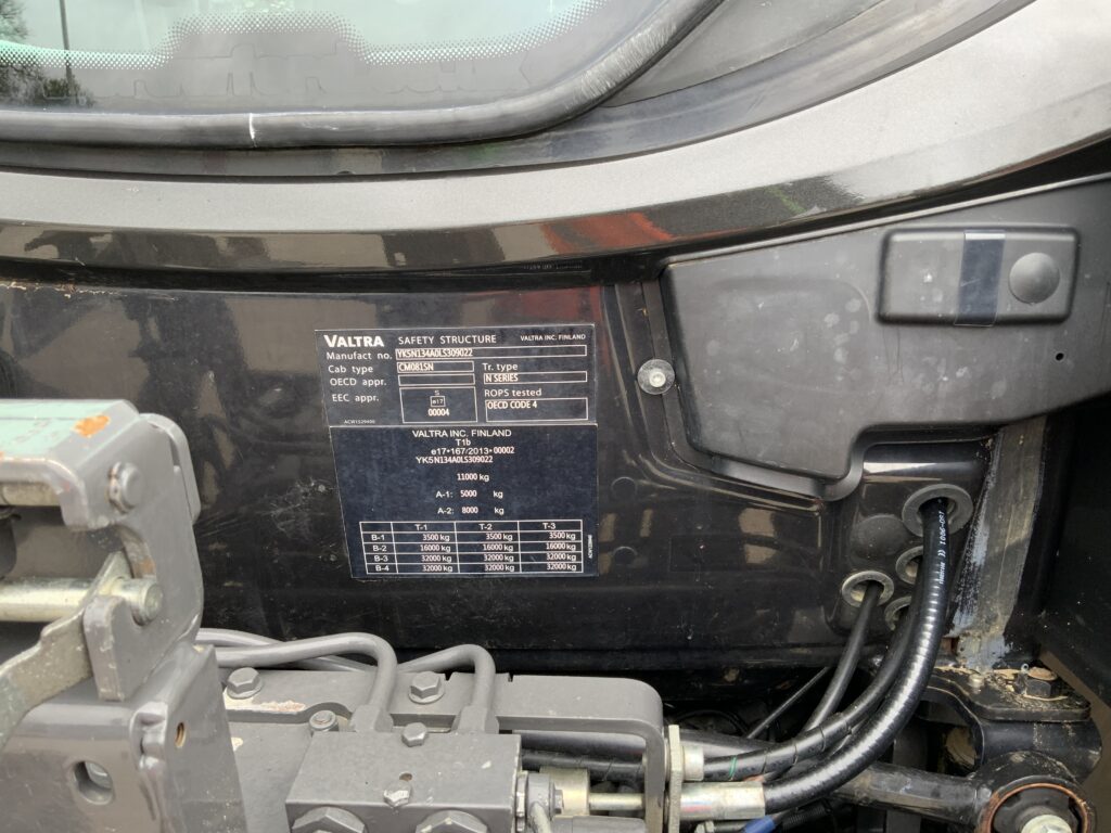 Valtra N134 Active Tractor (ST26110)