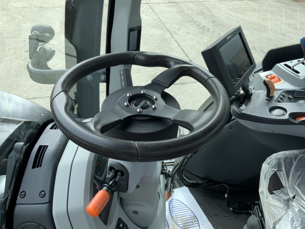 Valtra N134 Active Tractor (ST26110)