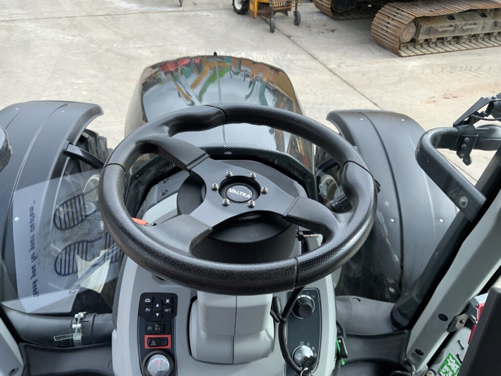 Valtra N134 Active Tractor (ST26110)