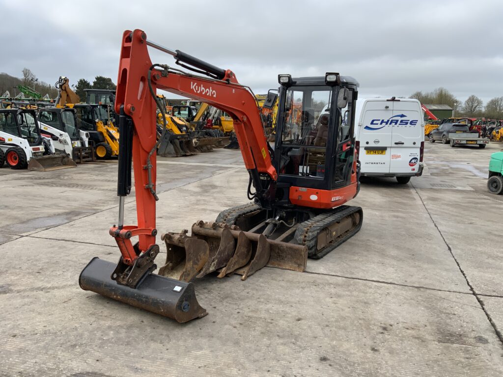 Kubota KX101-3 Digger (ST25924)