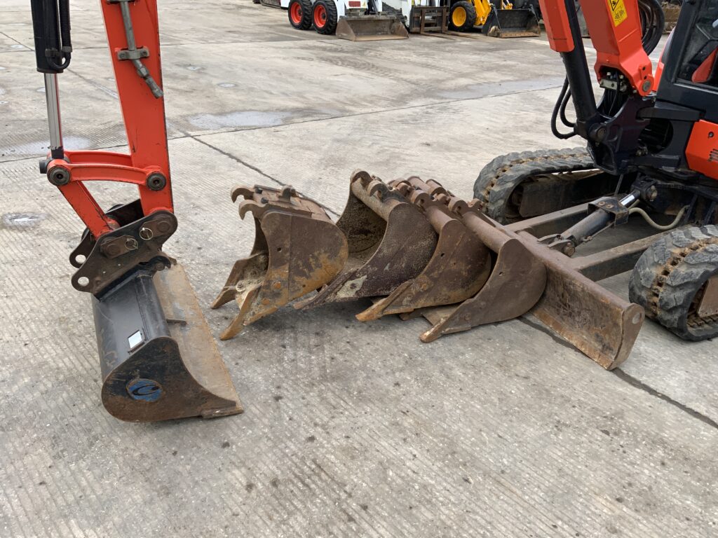 Kubota KX101-3 Digger (ST25924)