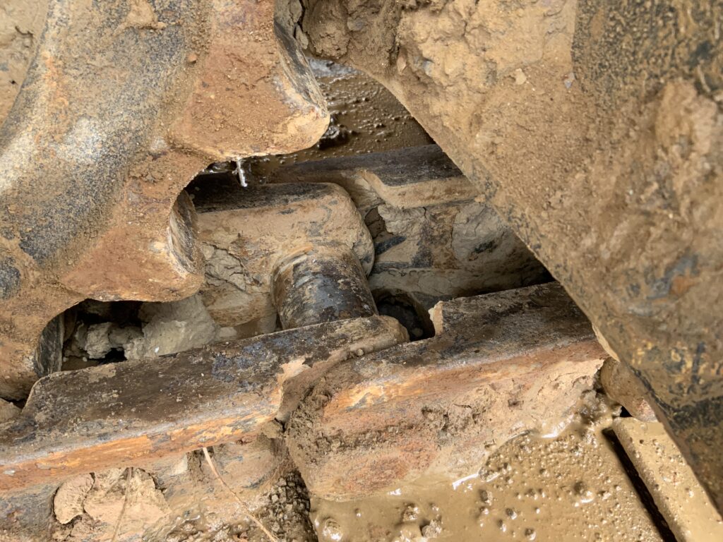 JCB 220X LC Digger (ST26183)