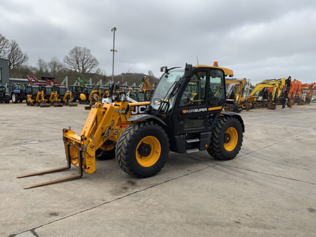 JCB 538-60 Agri Super Telehandler (ST24902)