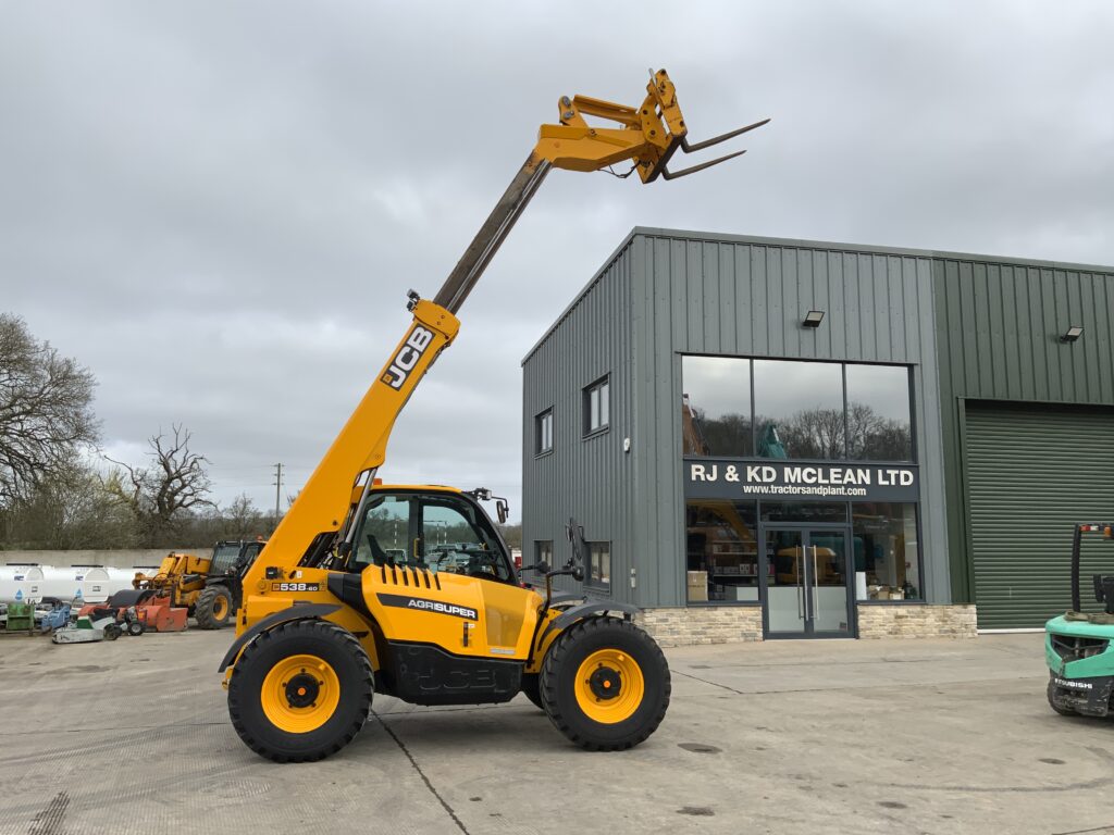 JCB 538-60 Agri Super Telehandler (ST24902)