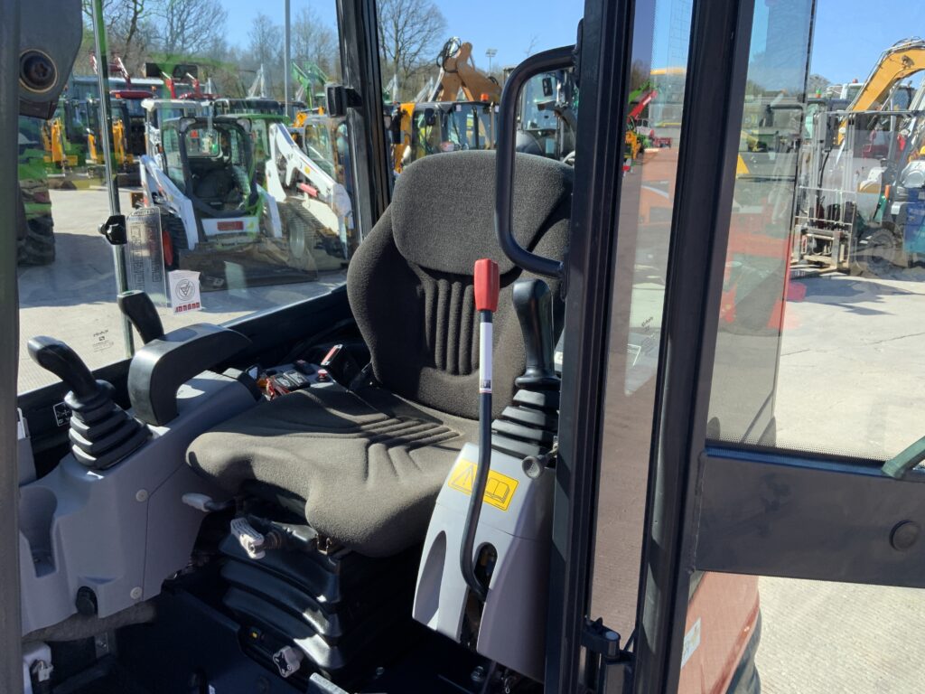 Kubota KX027-4 Digger (ST26221)