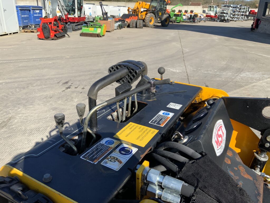 Boxer 532DX Tracked Skid Steer Loader (ST26220)