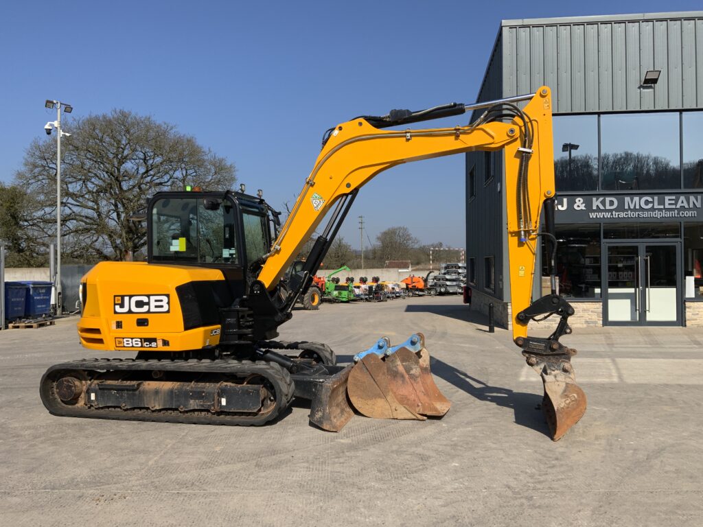 JCB 86c-2 Digger (ST26174)