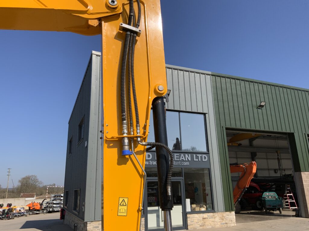 JCB 86c-2 Digger (ST26174)