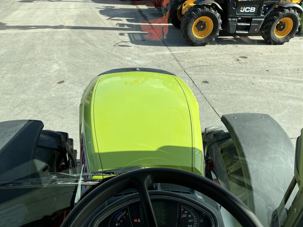 Claas Arion 530 Tractor (ST26101)