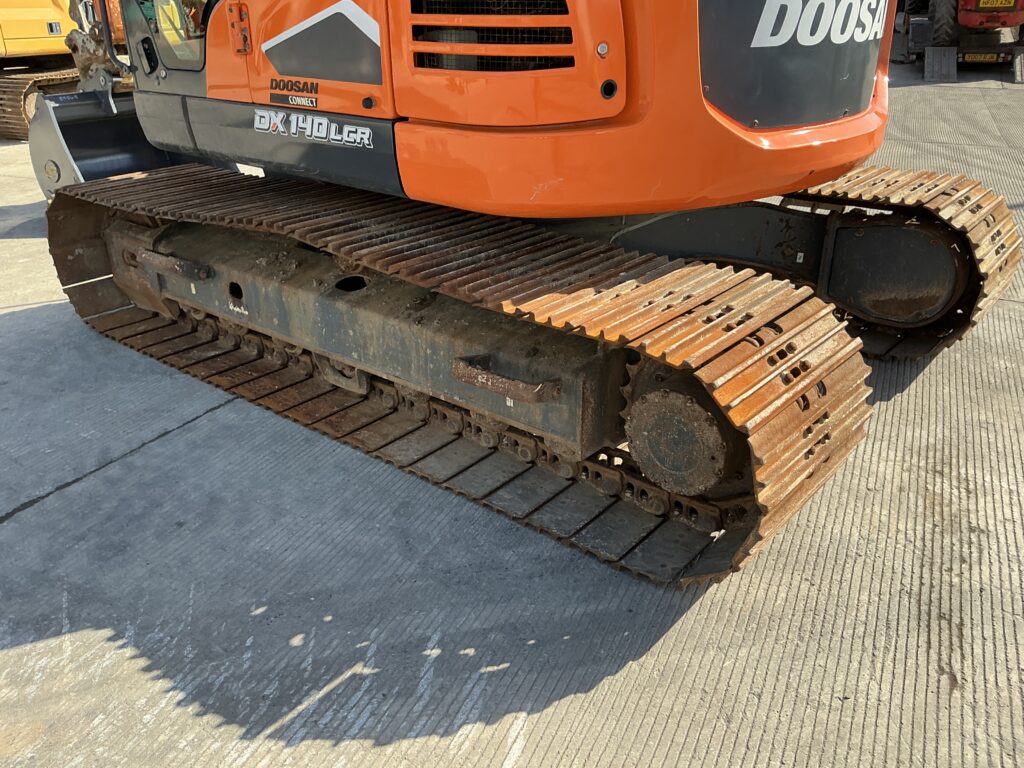 Doosan DX140 LCR-7 Digger (ST25352)