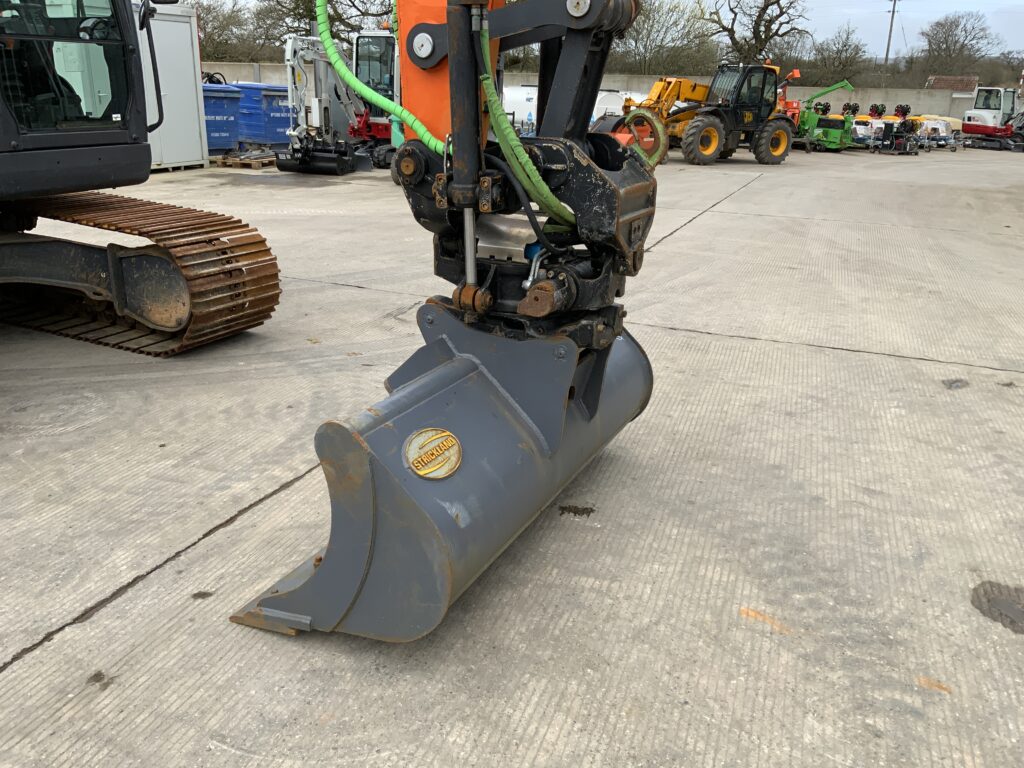 Doosan DX140LCR-5 Digger (ST25037)