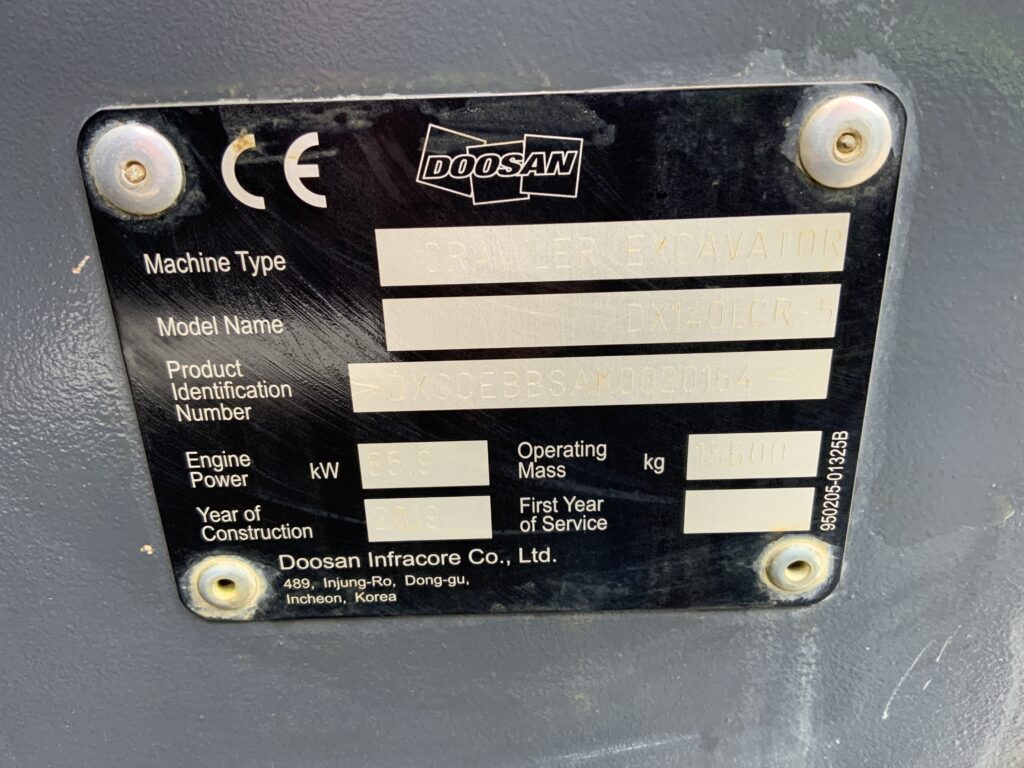 Doosan DX140LCR-5 Digger (ST25037)