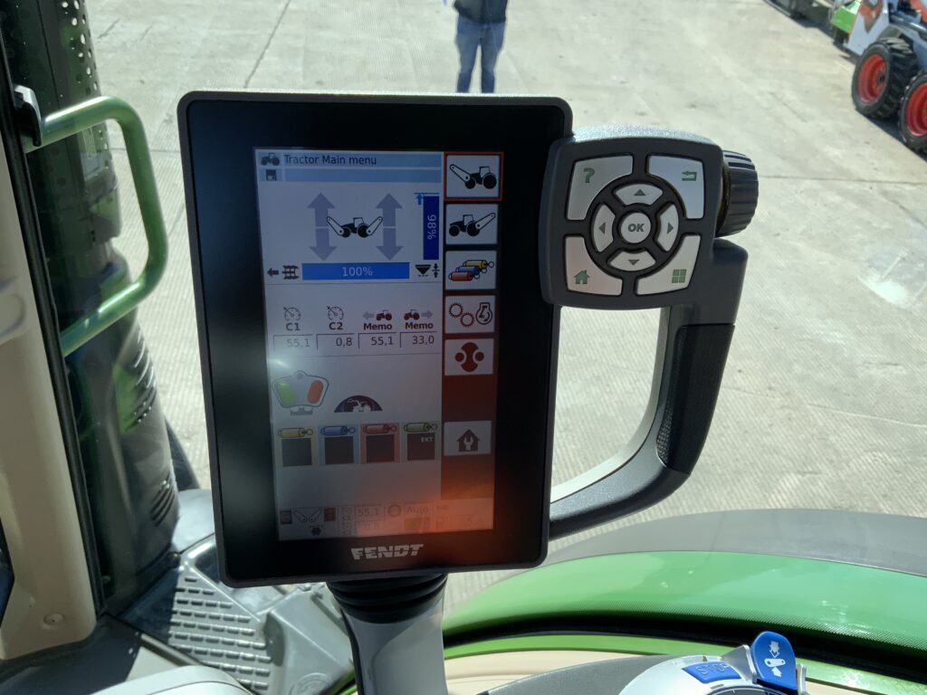 Fendt 516 Power Tractor (ST26070)