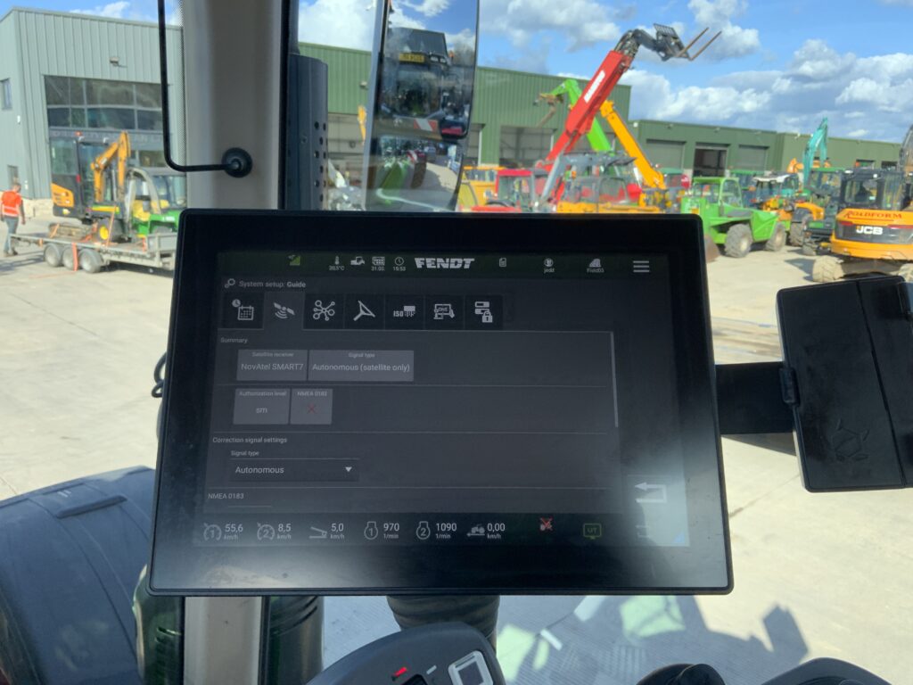 Fendt 724 Profi Plus Tractor (ST26001)