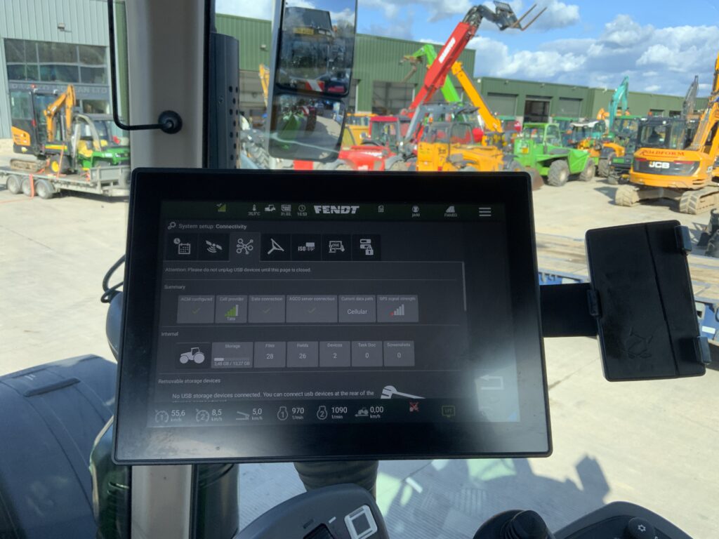 Fendt 724 Profi Plus Tractor (ST26001)