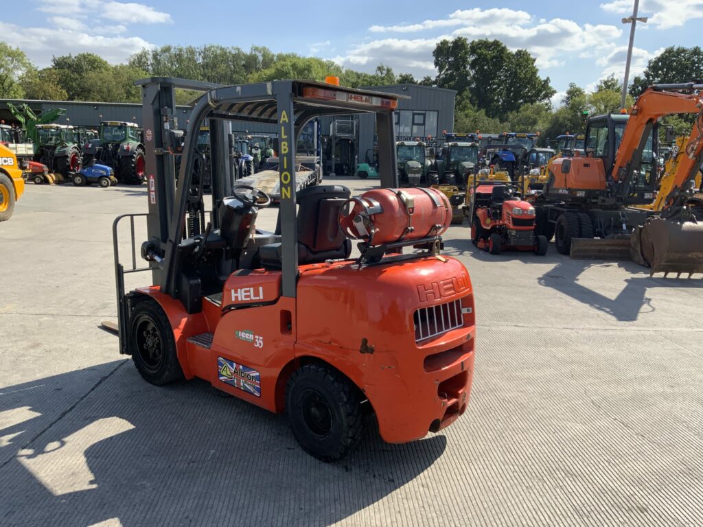 Heli FG35F Fork Lift (ST24218)