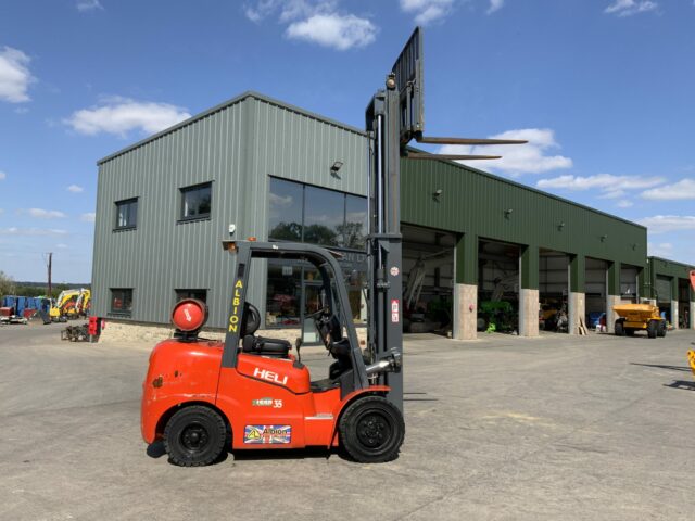 heli-fg35f-fork-lift-st24218-img-0552-2048x1536