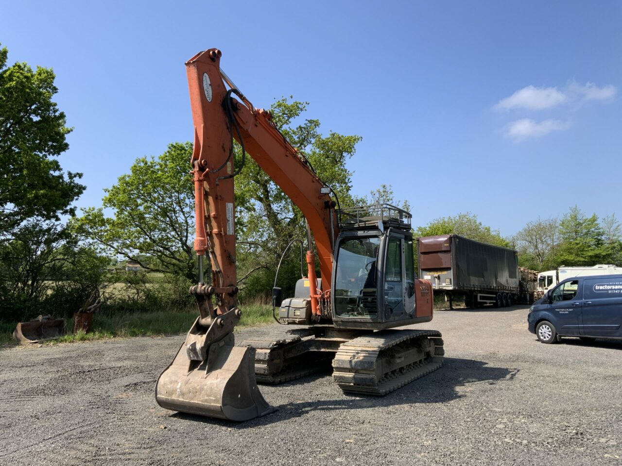 Hitachi Zaxis 130LCN-3 Digger (ST22593) - RJ and KD McLean Ltd