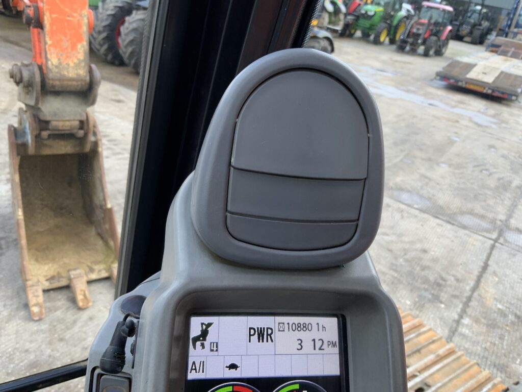 Hitachi ZAXIS 130LCN-5B Digger (ST25541)