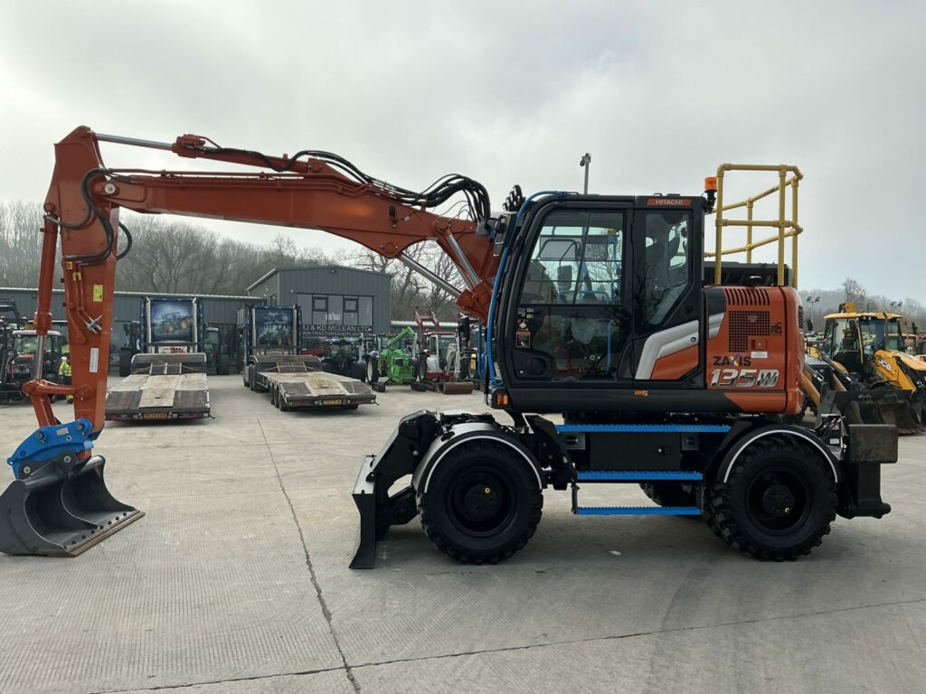 Hitachi Zaxis 135W Tab boom Rubber duck Digger (ST26075)