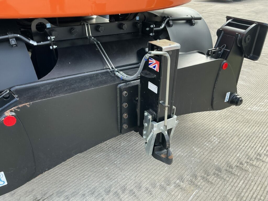 Hitachi Zaxis 135W Tab boom Rubber duck Digger (ST26075)