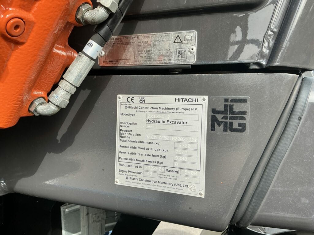 Hitachi Zaxis 135W Tab boom Rubber duck Digger (ST26075)