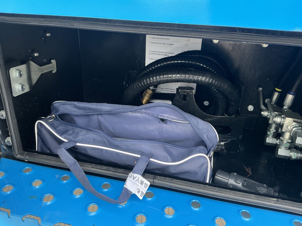 Hitachi Zaxis 135W Tab boom Rubber duck Digger (ST26075)