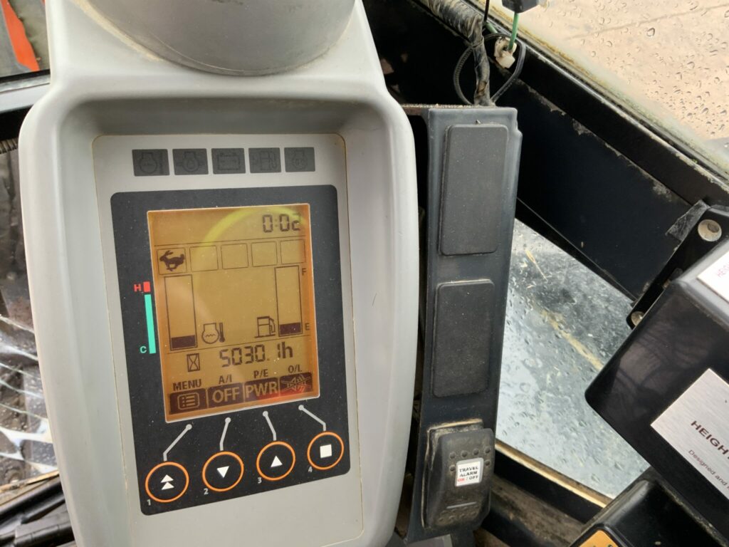 Hitachi Zaxis 65 USB-5A Digger (ST25605)