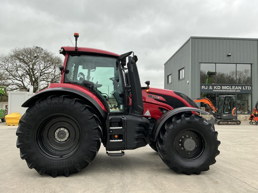 Valtra T255 Active Tractor (ST25715)