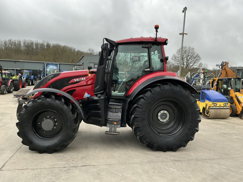 Valtra T255 Active Tractor (ST25715)