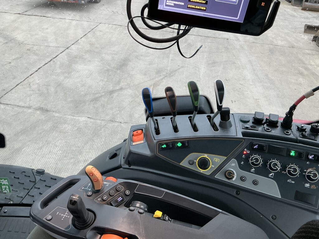 Valtra T255 Active Tractor (ST25715)