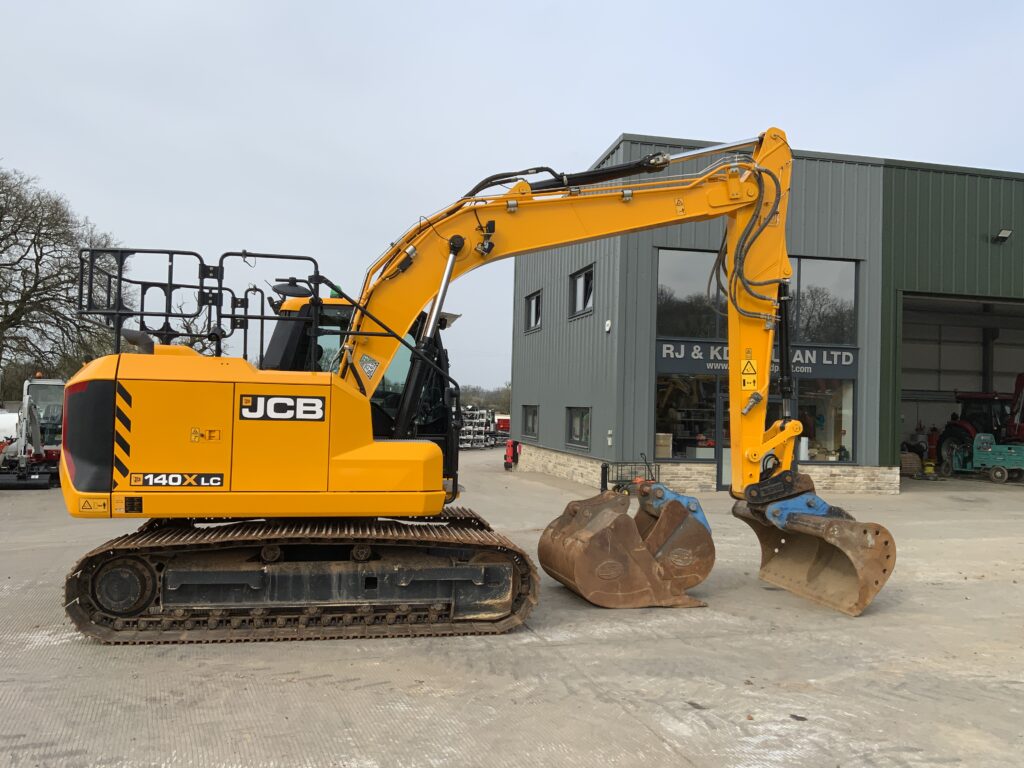 JCB 140X LC Digger (ST26188)